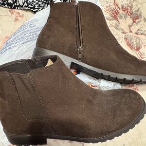 Women’s Suede Ankle Boots